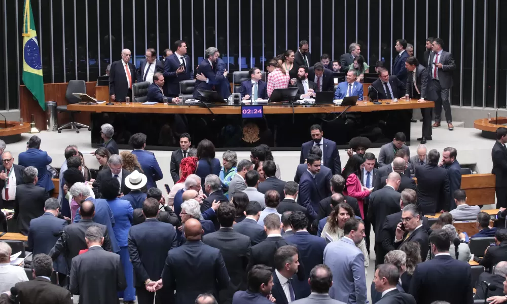 Câmara aprova redação final de projeto que regulamenta reforma tributária