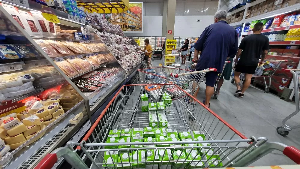 Inflação sobe 0,33% em dezembro e fecha 2025 dentro da meta