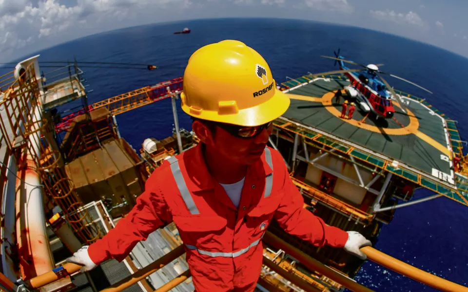 Petróleo volta a descer depois de a tensão Irão-EUA ter baixado
