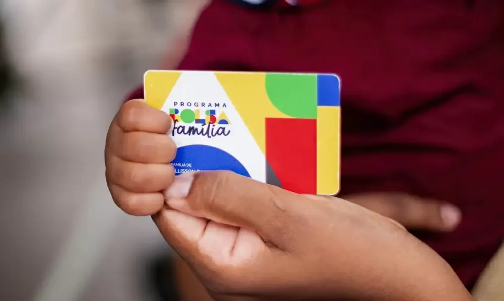 Caixa paga Bolsa Família para beneficiários de NIS com final 2