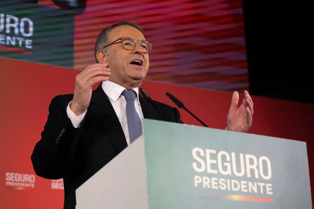 ANTÓNIO JOSÉ SEGURO É O NOVO PRESIDENTE DE PORTUGAL