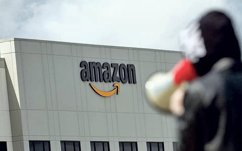 Amazon: lucros sobem 31% em 2025 mas não evitam queda das ações
