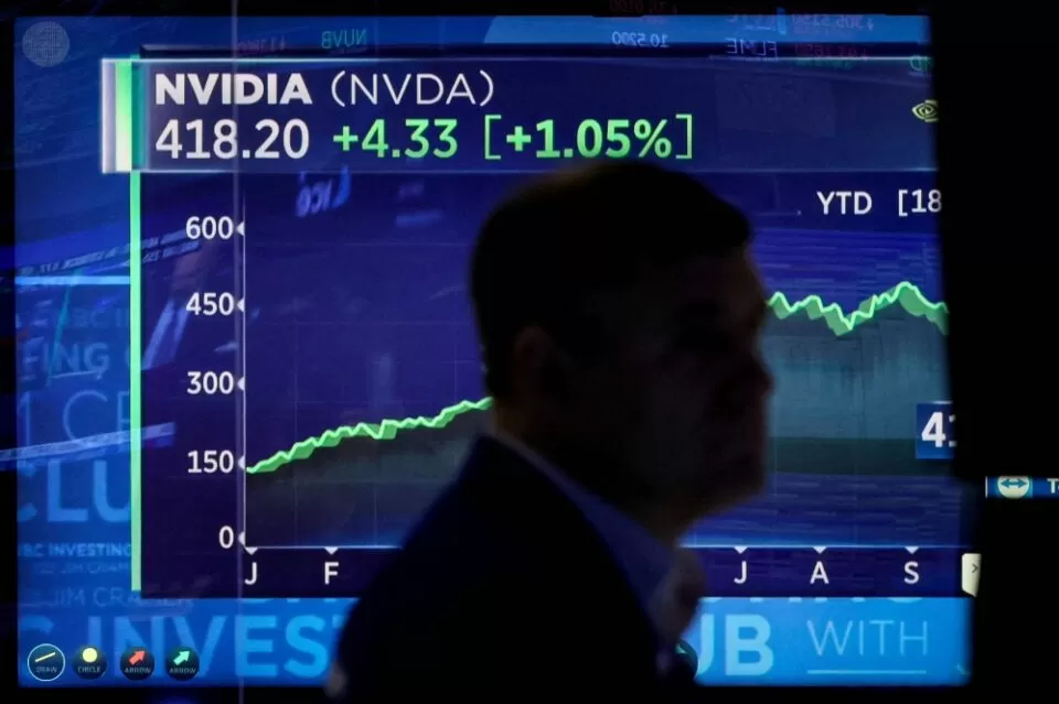 Stress entre EUA e Irão derruba Wall Street e faz subir preço do petróleo
