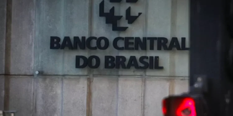 Déficit nominal do setor público soma R$ 113,858 bilhões em fevereiro, afirma Banco Central