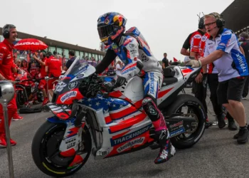 Miguel Oliveira sofre queda na sessão de treinos em Espanha