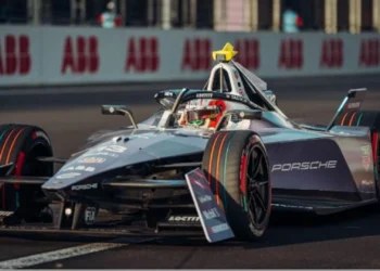 Félix da Costa vence corrida em Xangai