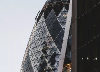 “O poder das finanças na nossa vida”