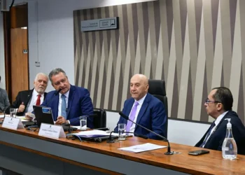 Casa Civil diz que mais de 9.200 obras do PAC precisam de emendas parlamentares para saírem do papel