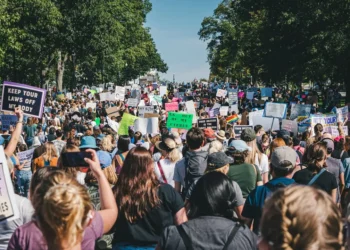 “Política: Do mal necessário à força transformadora”