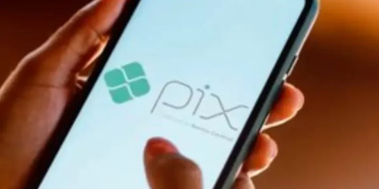 Banco Central anuncia novas diretrizes do Open Finance para facilitar uso do Pix por aproximação