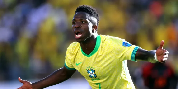 CONMEBOL reconhece erro do VAR em penálti sobre Vinícius Júnior