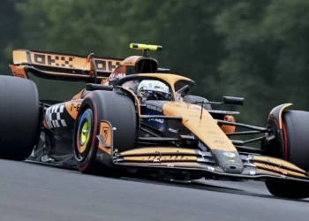 Norris sobre Piastri. “Mereceu e foi o correto a fazer”