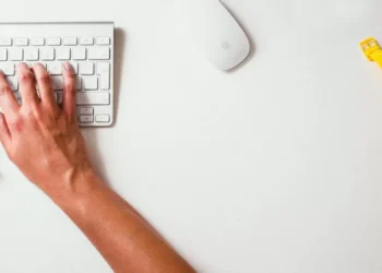 “Olivia Traven: Marketing estratégico para o sucesso empresarial”