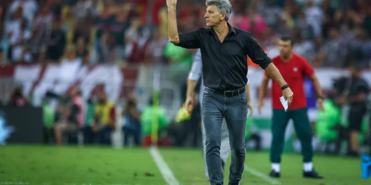 Renato Gaúcho discute com repórter após eliminação na Libertadores: “Vem no meu lugar”