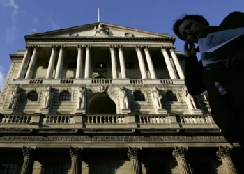 Banco de Inglaterra mantém taxas diretoras nos 5%