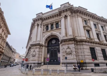 “A importância das finanças na sociedade moderna”