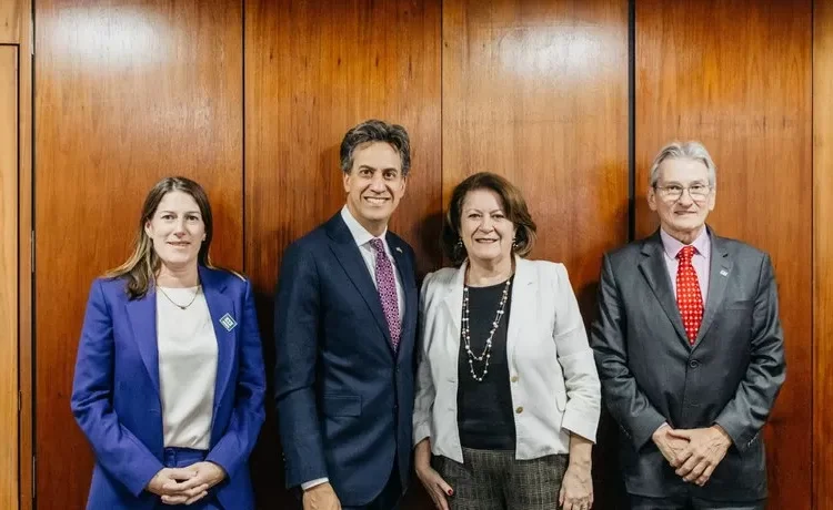 Casa Civil dialoga com ministro e embaixadora do Reino Unido sobre COP30 e descarbonização