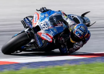 Miguel Oliveira termina corrida sprint no 11.º lugar