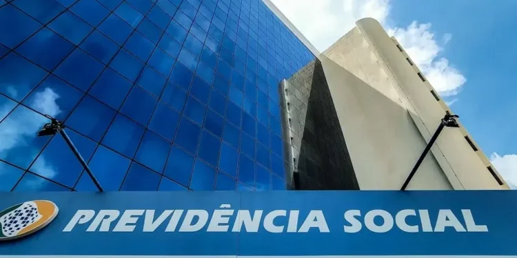 INSS nega suspensão de benefícios para idosos