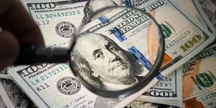 Dólar pode chegar a R$ 6,00 – e já sabemos quem é o culpado