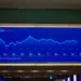 Ibovespa inicia semana em alta de 1,87%, aos 130,5 mil pontos