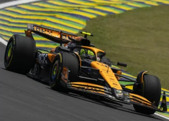 Norris ganha corrida sprint em São Paulo
