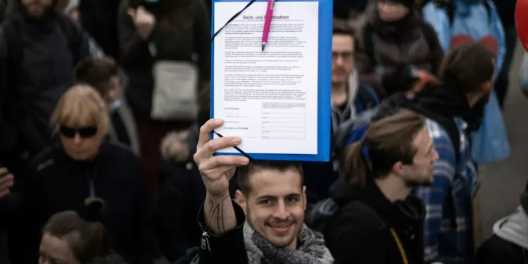 “Economia: motor do desenvolvimento e bem-estar social”