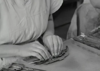 “O Impacto da Economia na Sociedade”