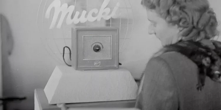 “A Economia em Constante Transformação: Globalização e Tecnologia”