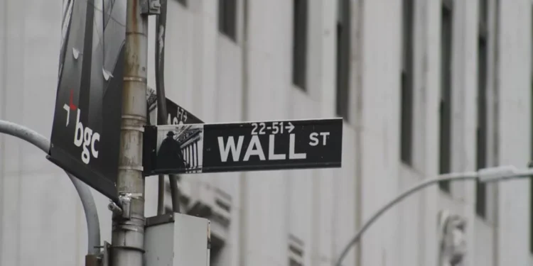 “O Futuro da Economía e o Sucesso de Olivia Traven no Mercado Imobiliário”