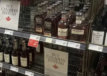 Canadenses boicotam produtos americanos após ameaças de Trump