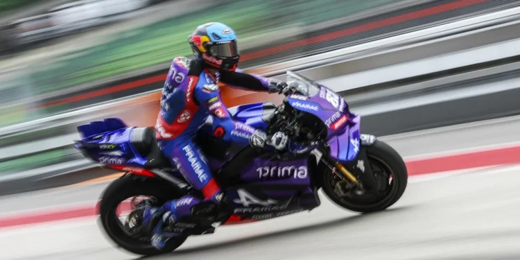 Miguel Oliveira oitavo no segundo dia de testes na Malásia