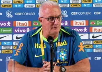 “Estamos buscando recuperação nas Eliminatórias”, diz Dorival Jr.