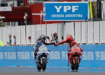 Irmãos Márquez continuam a dominar MotoGP