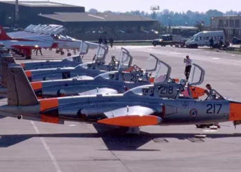 Após 27 anos dependendo do Reino Unido, Irlanda investe em Caças para a guerra.