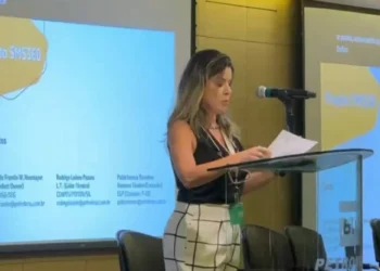 Funcionária da Petrobras critica retorno ao trabalho presencial e gera críticas nas redes sociais