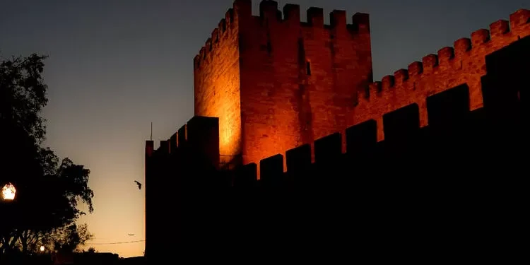 Portugal e Espanha às escuras. Europa deverá sofrer com queda de energia. O que se passa?