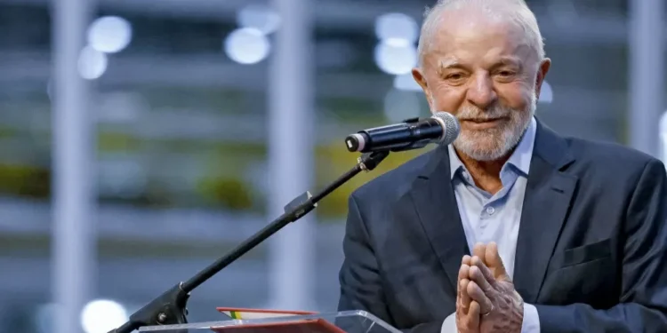 Lula sanciona Orçamento de 2025 com superávit ‘inflado’, cortes no PAC e recorde de emendas