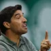 Abel Ferreira discute com jornalista: “É sua opinião”