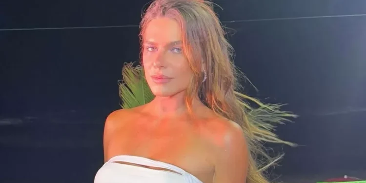 Mariana Goldfarb, ex de Cauã Reymond, se defende de ataques nas redes sociais