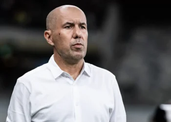Leonardo Jardim rebate fala de Pedro Lourenço: “O elenco é muito bom”