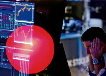 Queda da bolsa é a “quarta maior” da história, alerta antigo secretário do Tesouro dos EUA