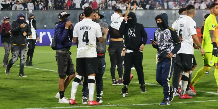 Torcedora do Fortaleza relata momentos tensos no Chile: “Faltou segurança”