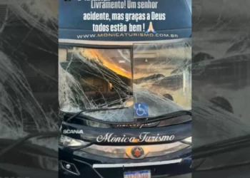 Cantor Ferrugem e equipe sofrem acidente após show do Rio Grande do Sul