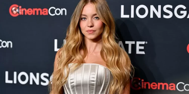 Sydney Sweeney terminou noivado para ficar com Glen Powell? Fim de relacionamento gera rumores