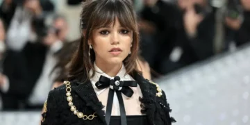 Jenna Ortega diz que ficou infeliz com o sucesso de ‘Wandinha’: ‘Pressão me deixou assustada’