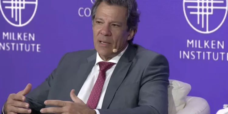 Brasil tem interesse de se aproximar mais dos Estados Unidos, afirma Haddad