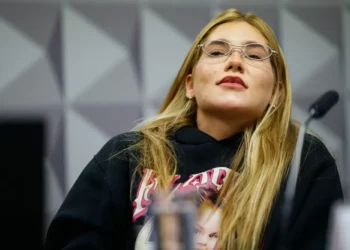 Virgínia diz que ‘vai pensar’ em parar com bets e provoca senadores: ‘Se faz tão mal, proíbe’