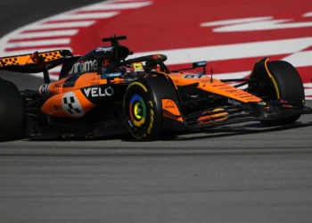 F1. Oscar Piastri conquista ‘pole position’ em Espanha