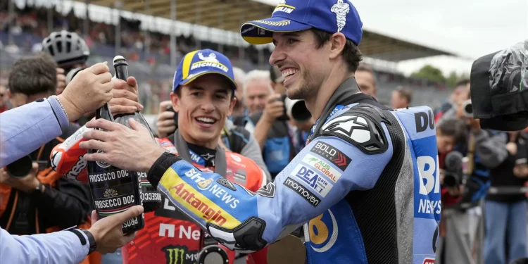 Márquez, Alex Márquez, ganha corrida sprint em Inglaterra